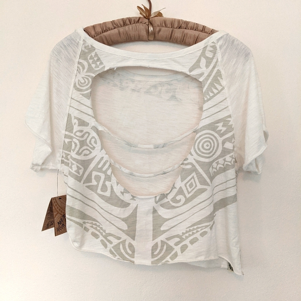 2/$15 Exposed Back Crop Tee by Maori Hook - Picture 1 of 6